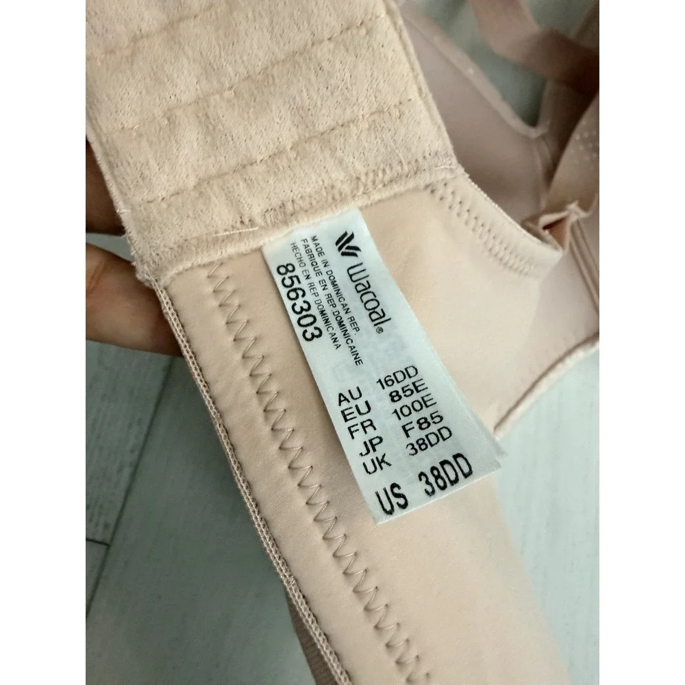 NWT‎ WACOAL 856303 Rose Dust Simply Done Wireless Contour T-shirt Bra Size 38DD